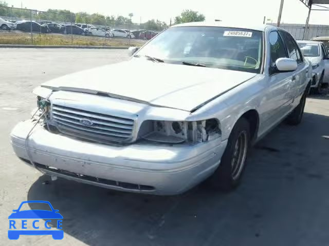 1999 FORD CROWN VICT 2FAFP73W7XX162319 image 1