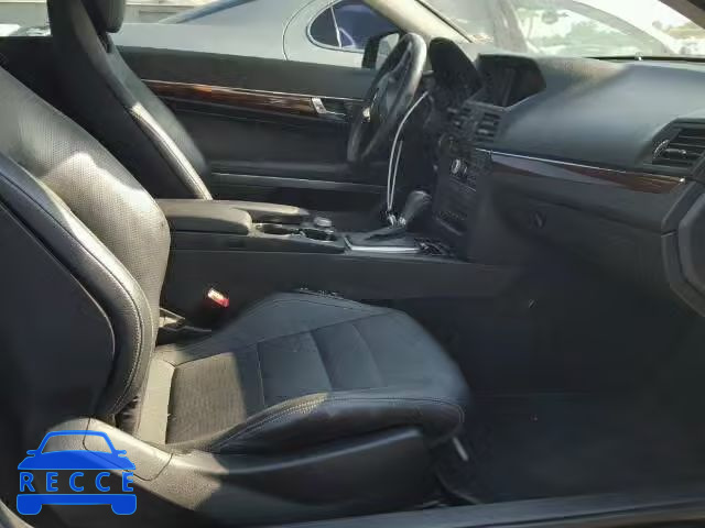 2011 MERCEDES-BENZ E550 WDDKJ7CB3BF073994 image 4
