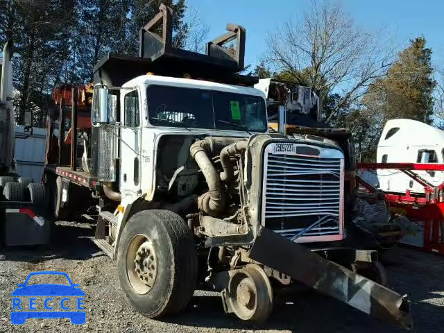 1996 FREIGHTLINER CONVENTION 1FUYDCYB2TH799499 image 0