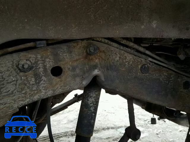 1999 GMC ENVOY 1GKDT13W2X2500081 image 8