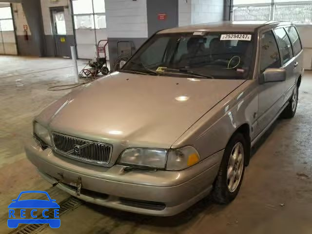 1999 VOLVO V70 YV1LW55A2X2568222 image 1