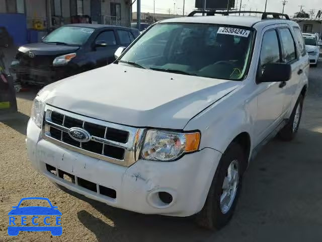 2010 FORD ESCAPE XLS 1FMCU0C72AKB29904 image 1