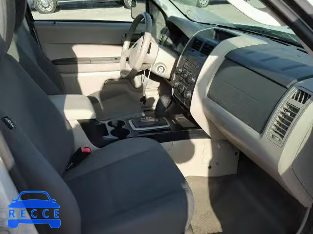 2010 FORD ESCAPE XLS 1FMCU0C72AKB29904 image 4