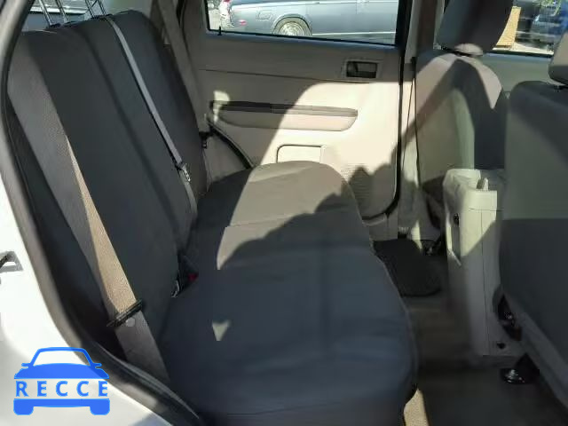 2010 FORD ESCAPE XLS 1FMCU0C72AKB29904 image 5