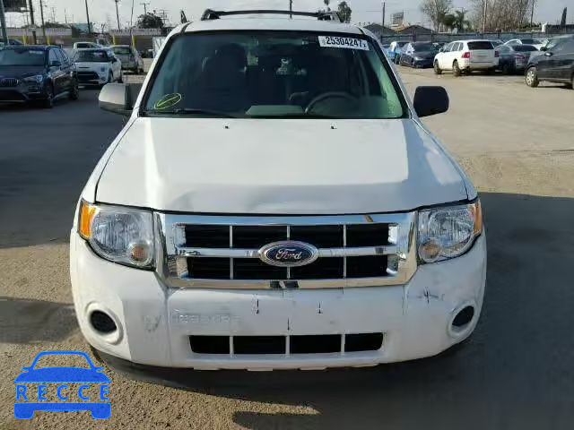 2010 FORD ESCAPE XLS 1FMCU0C72AKB29904 image 8