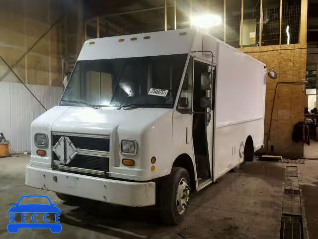 2000 FREIGHTLINER M LINE WAL 4UZA4FF44YCF80979 Bild 1