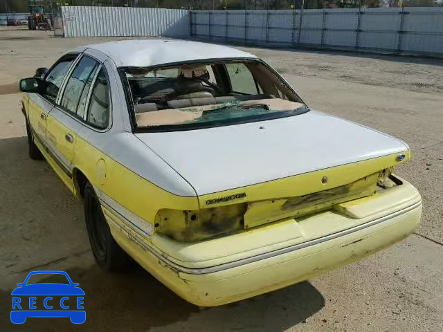 1997 FORD CROWN VIC 2FALP71W6VX113910 image 2