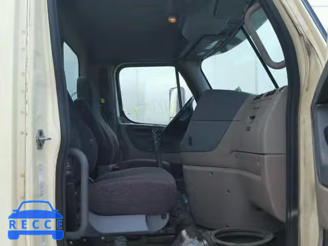 2013 FREIGHTLINER CASCADIA 1 3AKJGEDR4DSFD0042 Bild 4