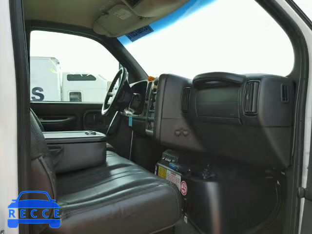 2007 GMC C7500 C7C0 1GDM7C1B27F425107 image 4