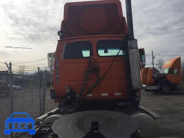 2003 STERLING TRUCK A9500 2FWBA3CG33AK67710 Bild 3