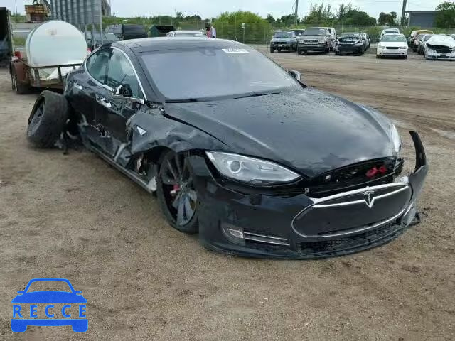 2014 TESLA MODEL S 5YJSA1H24EFP62886 image 0