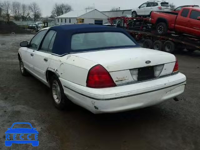 1999 FORD CROWN VICT 2FAFP74W1XX215062 image 2
