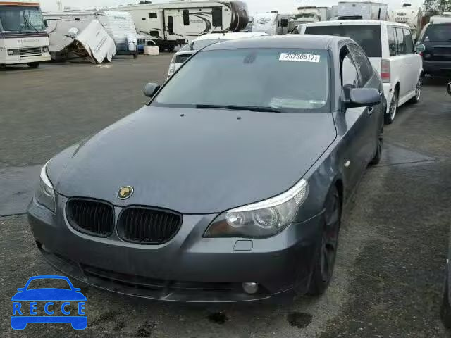 2004 BMW 545I WBANB33564B088214 Bild 1
