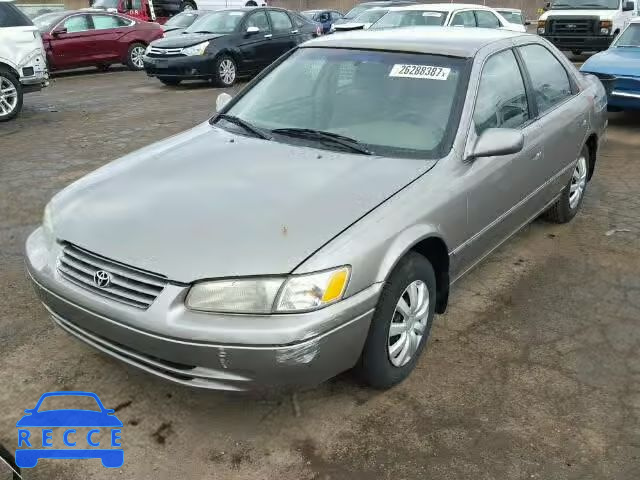 1998 TOYOTA CAMRY 4T1BG22K2WU321047 image 1
