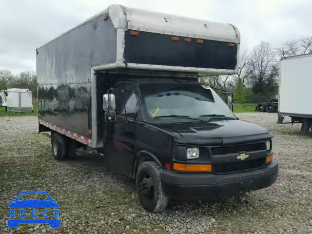 2004 CHEVROLET EXPRESS CU 1GBJG31U841137548 image 0