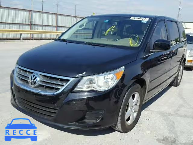 2010 VOLKSWAGEN ROUTAN SE 2V4RW3D18AR393172 зображення 1