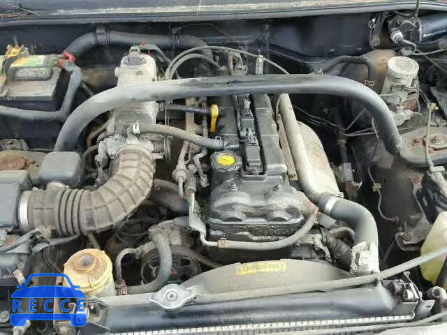 2001 CHEVROLET TRACKER 2CNBE13C716927782 Bild 6