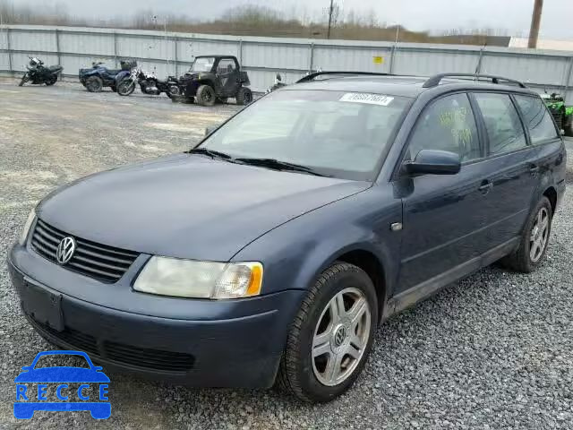 2000 VOLKSWAGEN PASSAT GLX WVWWH23B6YE285779 image 1