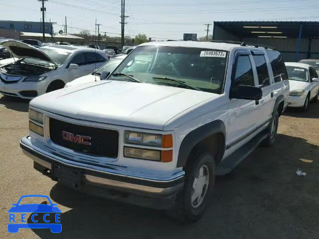 1998 GMC K1500 SUBU 3GKFK16R9WG505396 Bild 1