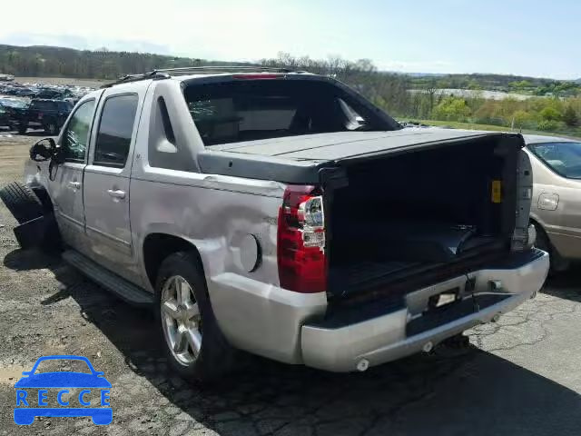 2011 CHEVROLET AVALANCHE 3GNTKFE30BG102823 image 2