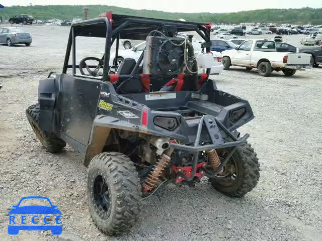 2011 POLARIS RZR S 800 4XAVE76A0BB421909 Bild 2