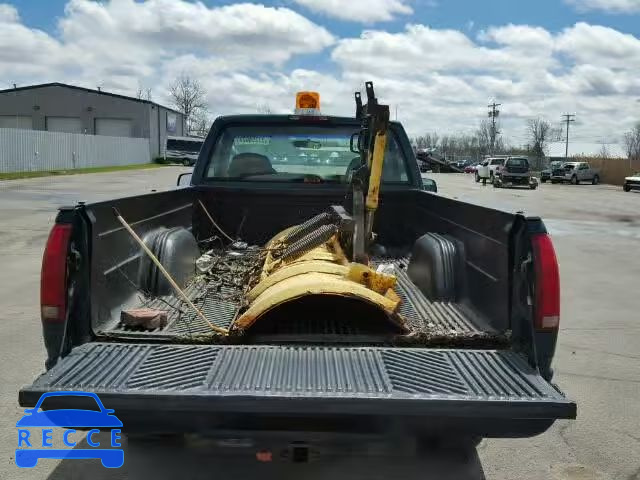 1998 CHEVROLET K2500 1GCGK24R7WZ215814 image 5