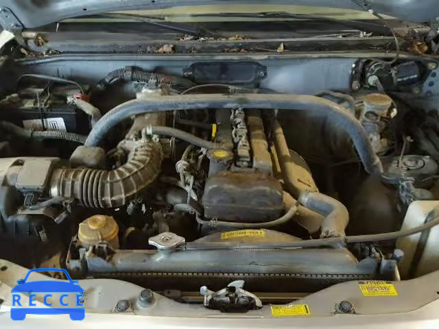 2001 CHEVROLET TRACKER 2CNBE13CX16910698 image 6