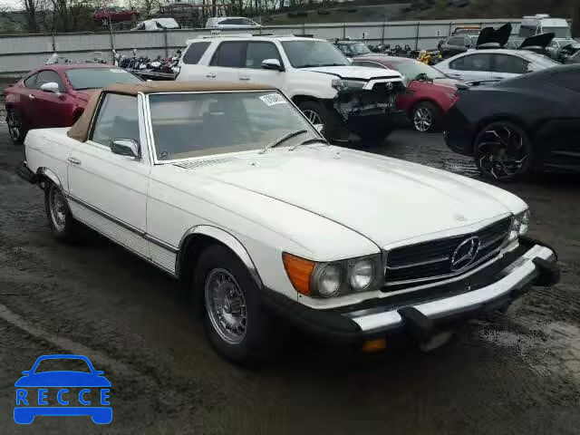 1975 MERCEDES-BENZ BENZ 10704412027326 Bild 0