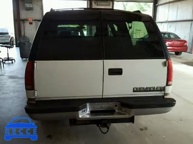 1998 CHEVROLET K1500 SUBU 1GNFK16R8WJ321231 Bild 9