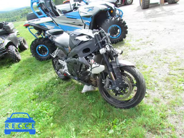 2007 SUZUKI GSX-R750 JS1GR7KA972105891 image 0