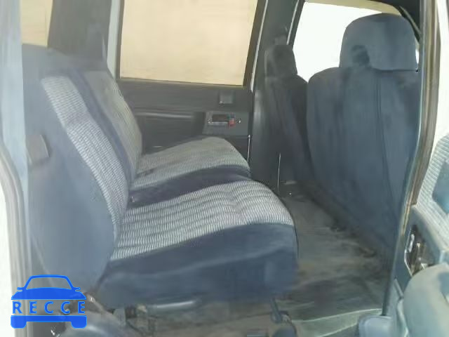 1993 CHEVROLET K1500 SUBU 1GNFK16K1PJ388404 image 5