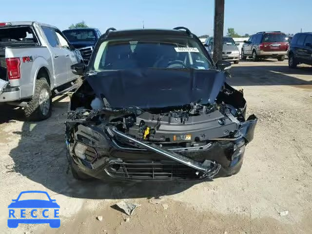 2017 FORD ESCAPE TIT 1FMCU0J9XHUA13675 image 8