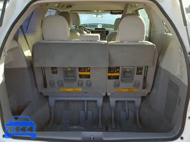 2013 TOYOTA SIENNA 5TDZK3DC9DS352469 image 8