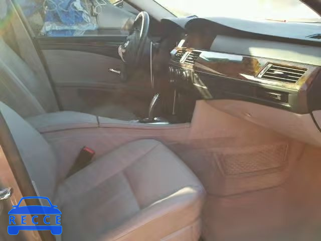 2009 BMW 528I WBANU53569C122384 image 4