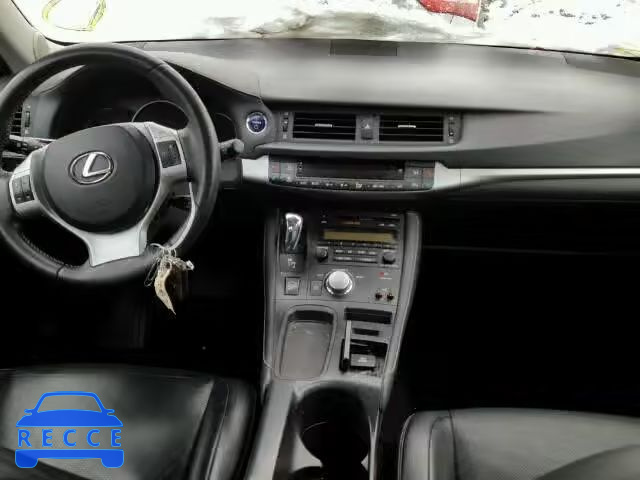 2011 LEXUS CT200H JTHKD5BH0B2012345 image 8