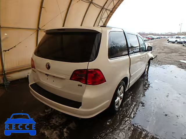 2011 VOLKSWAGEN ROUTAN SE 2V4RW3DG0BR634096 зображення 3