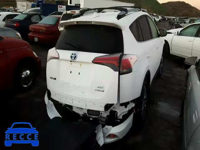 2017 TOYOTA RAV4 HV LE JTMRJREV0HD064637 Bild 3