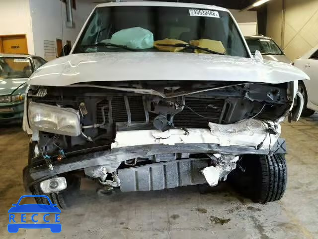 2000 CADILLAC ESCALADE L 1GYEK63R3YR228895 image 9