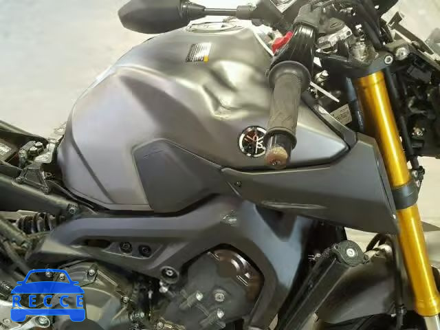 2015 YAMAHA FZ09 JYARN33E6FA006496 image 8