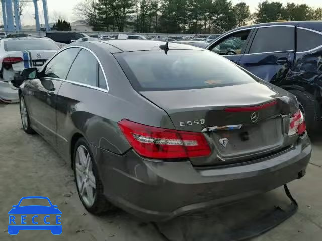 2010 MERCEDES-BENZ E550 WDDKJ7CB0AF005599 image 2