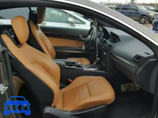 2010 MERCEDES-BENZ E550 WDDKJ7CB0AF005599 image 4