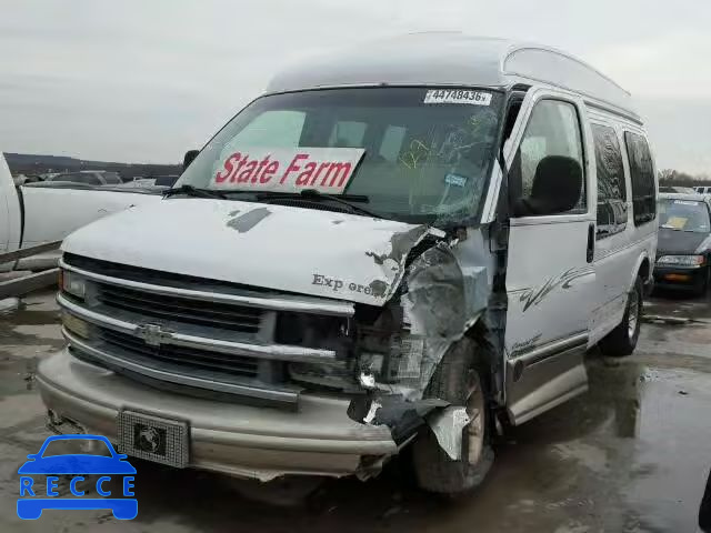 2002 CHEVROLET EXPRESS RV 1GBFG15R021126590 Bild 1