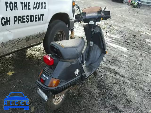 1999 HONDA CH80 3H1HF0308XD400050 image 3