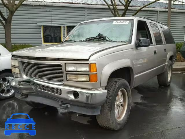 1999 GMC K1500 SUBU 3GKFK16R5XG523752 Bild 1