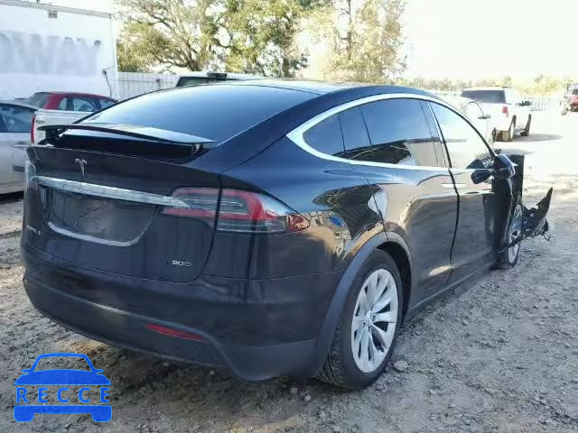 2016 TESLA MODEL X 5YJXCBE26GF004240 Bild 3