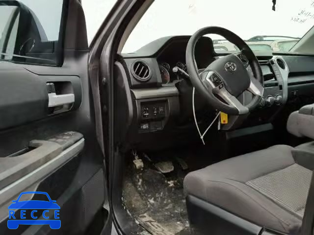 2016 TOYOTA TUNDRA DOU 5TFRW5F17GX201561 image 8