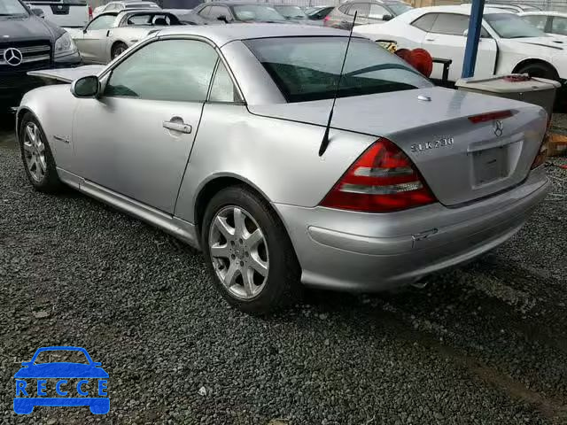 2001 MERCEDES-BENZ SLK 230 KO WDBKK49F31F214463 image 2