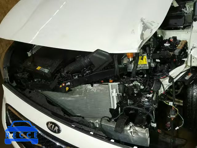 2017 KIA NIRO EX TO KNDCE3LC0H5075642 image 6