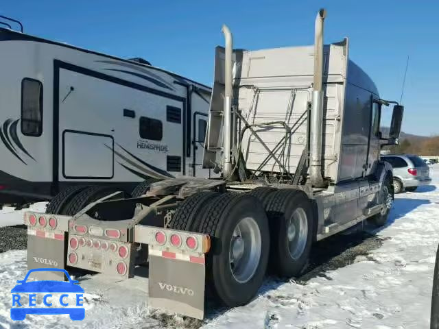 2011 VOLVO VN VNL 4V4NC9KJ1BN530706 зображення 3