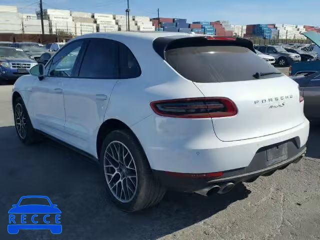 2017 PORSCHE MACAN S WP1AB2A56HLB17482 image 2